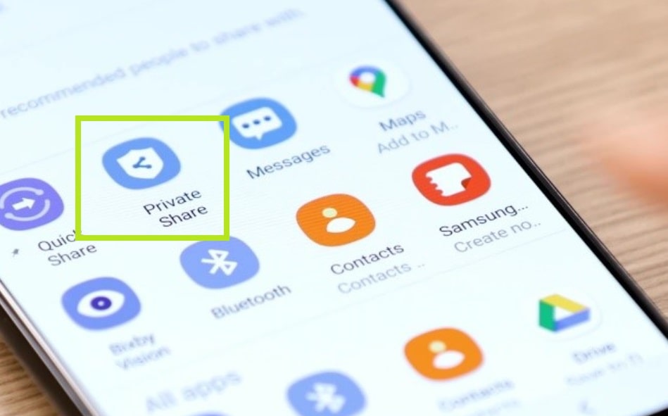security feature of a 5G mobile