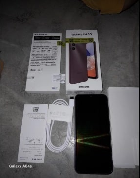 Galaxy A14 5G unboxing