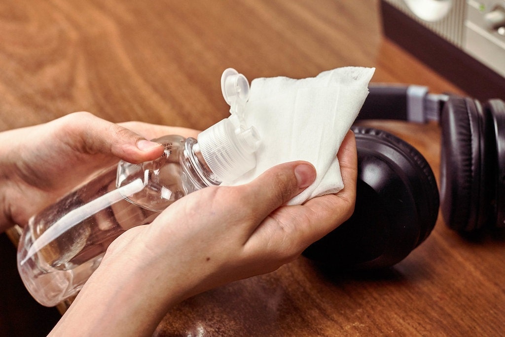 clean your headphones